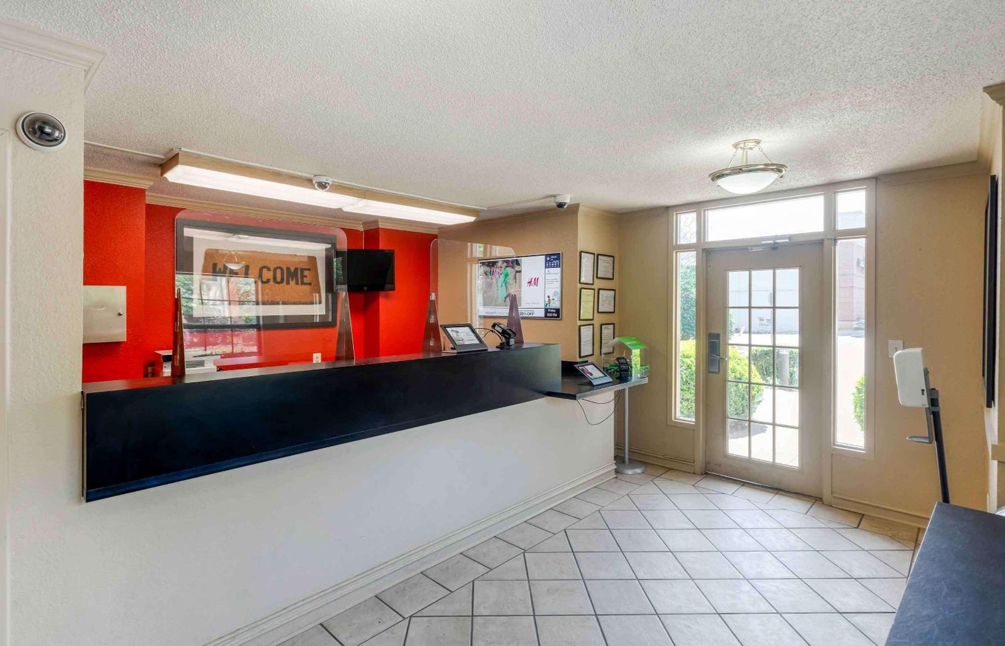 Extended Stay America Select Suites - Atlanta - Perimeter - Hammond Drive Sandy Springs Bagian luar foto